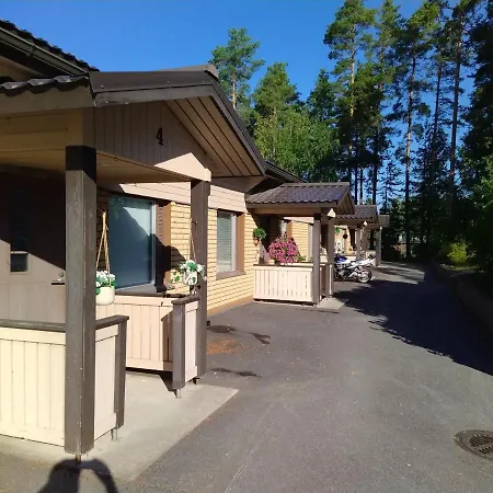 Punkaharju Savonlinna, Perheasunto, Family *